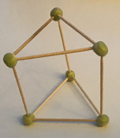 Kantenmodell Dreiecksprisma.png